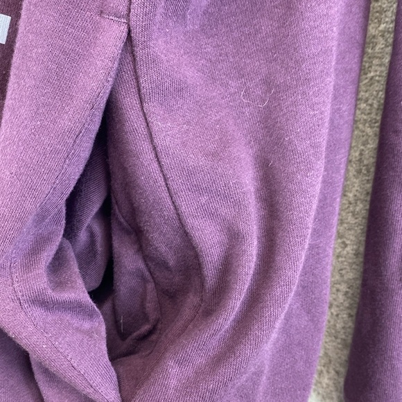 The North Face hoodie sweatshirt M purple logo spell out gorpcore hiking outdoor - Picture 5 of 11